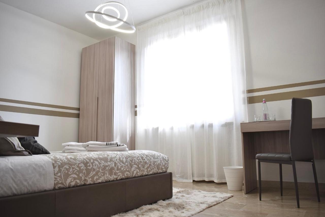 Good Vibes Hotel Пиза Екстериор снимка