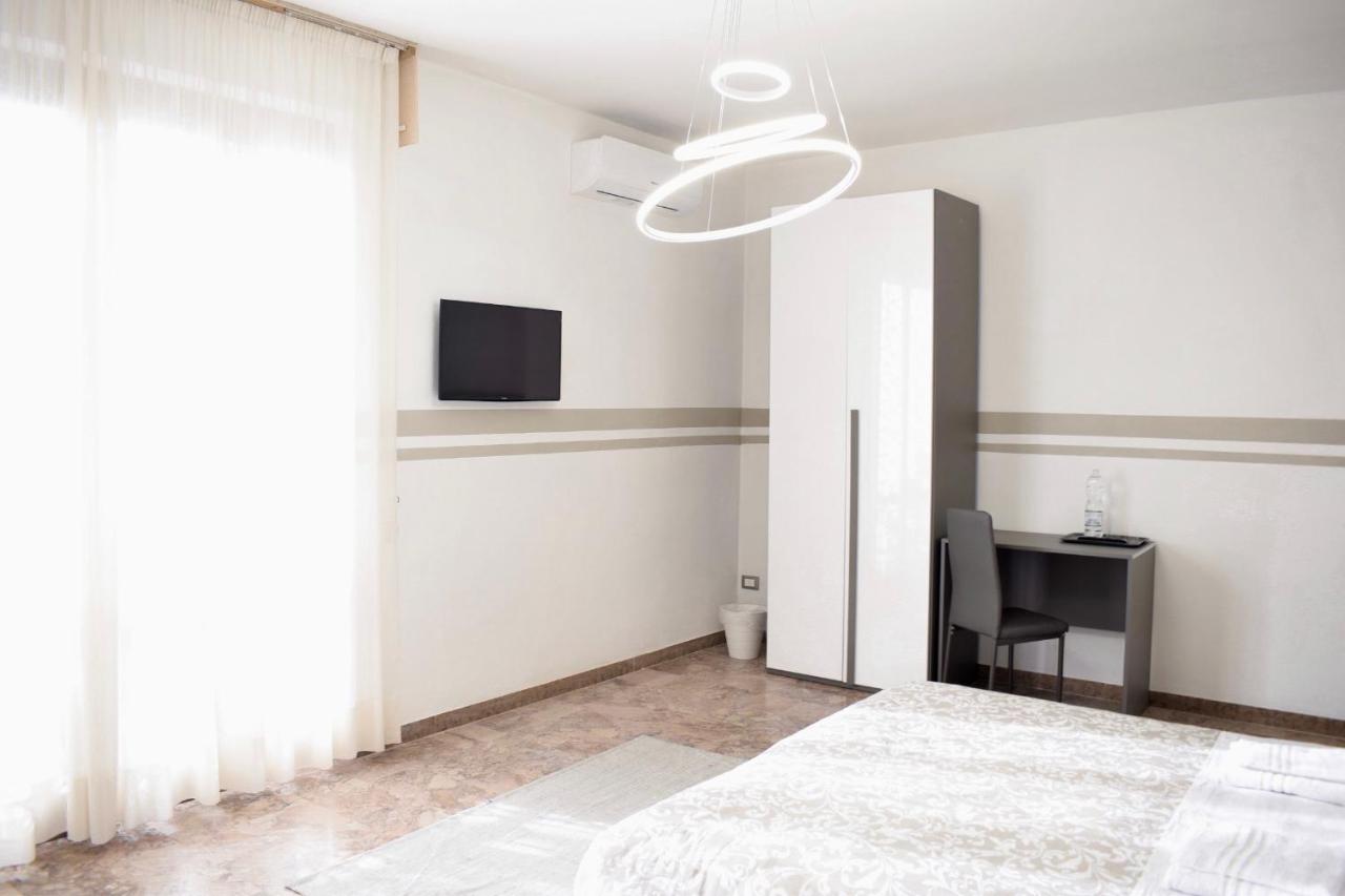 Good Vibes Hotel Пиза Екстериор снимка